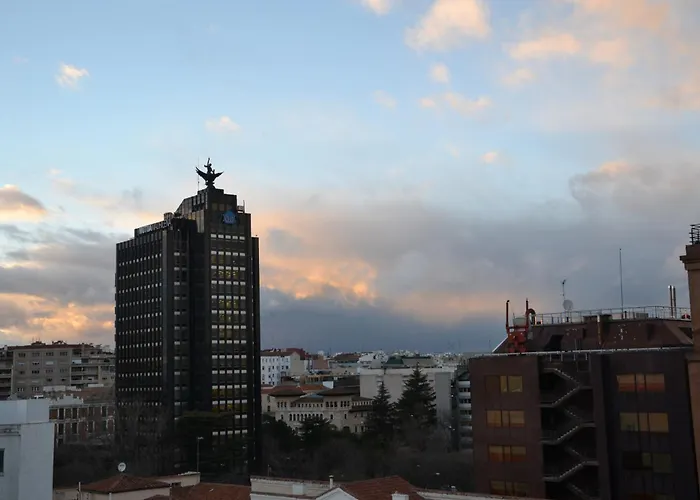Hotel de 4 estrellas: Hotel Serrano