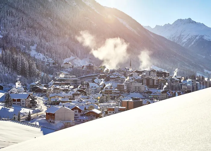 Luxury hotel only: Hotel Madlein
