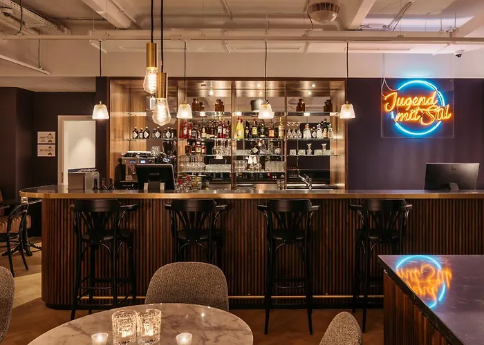 Hotel Schani Salon