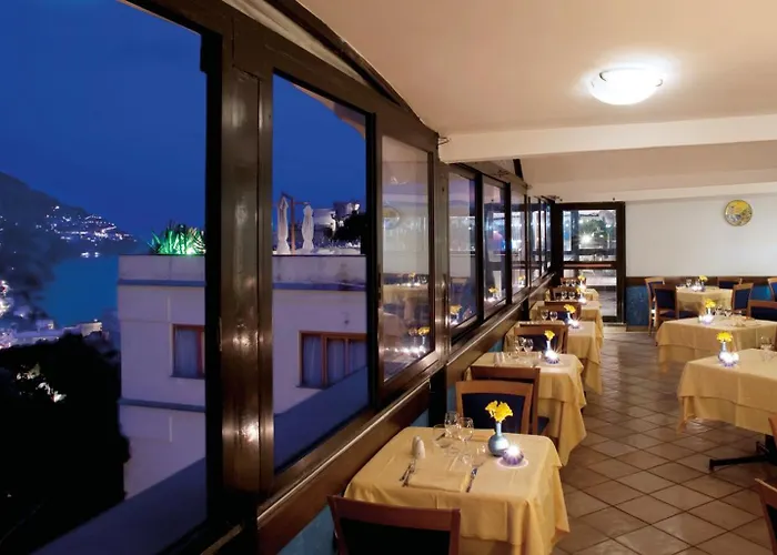 Central hotel: Hotel Royal Positano