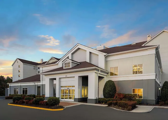 Homewood Suites By Hilton Richmond - Airport