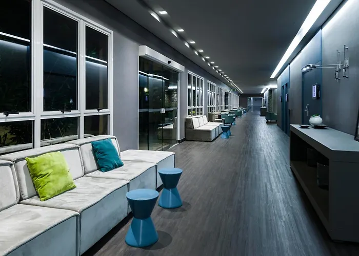 Hotel 5 estrelas: Comfort Suites Flamboyant Goiânia