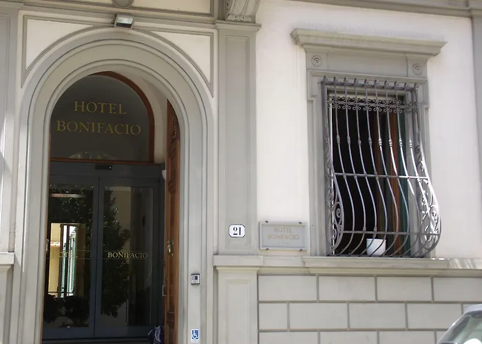 Lodge: Hotel Bonifacio