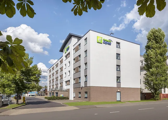 Holiday Inn Express Cologne Muelheim By Ihg