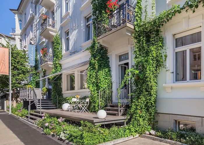 Alma Hotel - Boutique Hideaway By The Lake With Rooftop And Ladies-Only Wellness