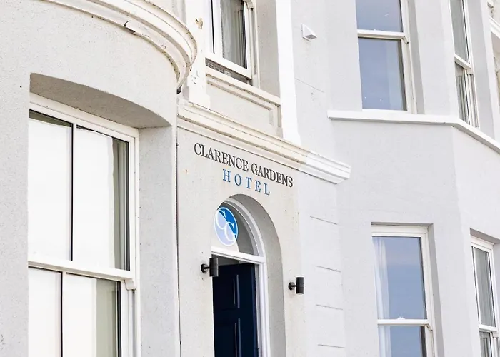 Romantic hotel: The Clarence Gardens Hotel, BW Signature Collection