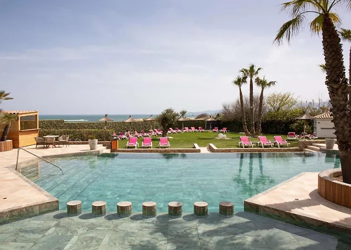 Hôtel de luxe: Grand Hôtel Les Flamants Roses Thalasso&Spa