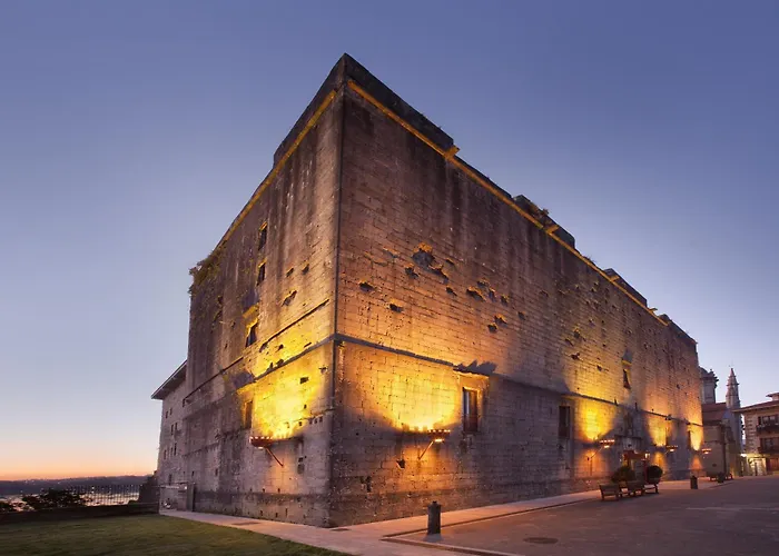  Parador De Hondarribia