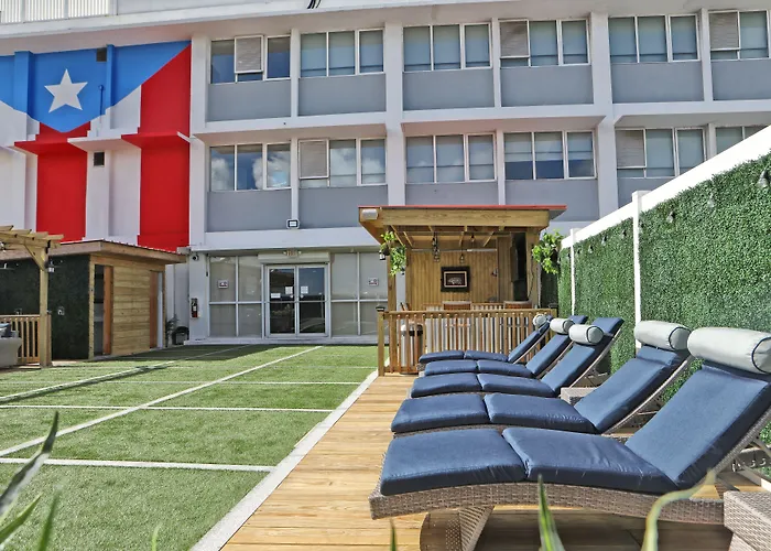 Ping Pong hotel: San Juan Airport Hotel