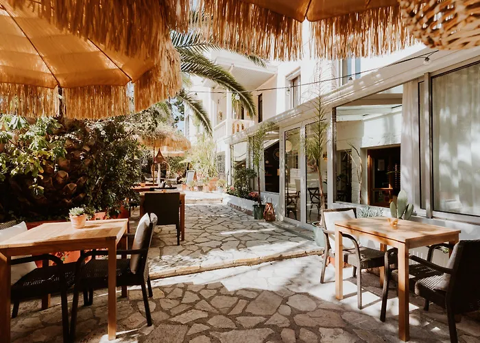 3 star hotel: Hotel Le Petit Castel