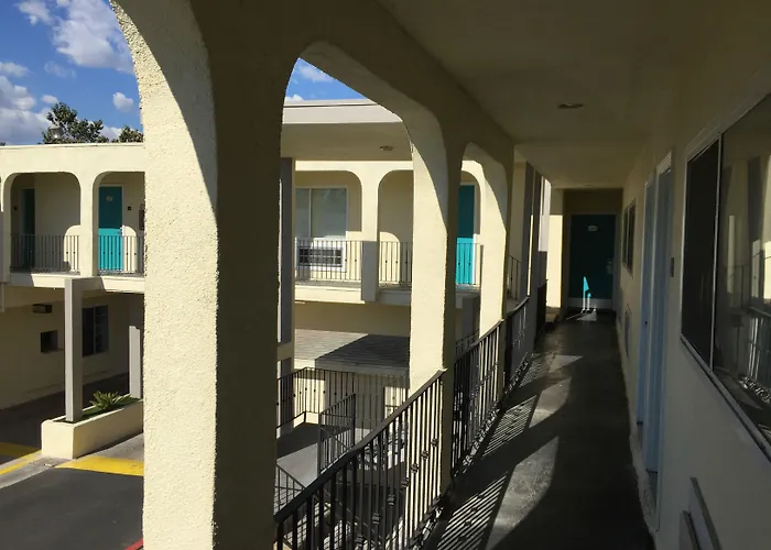 All Motels Anaheim Executive Inn & Suites