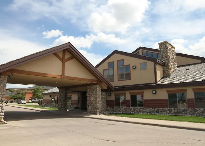 Hotels Close to Airport C'Mon Inn & Suites Fargo