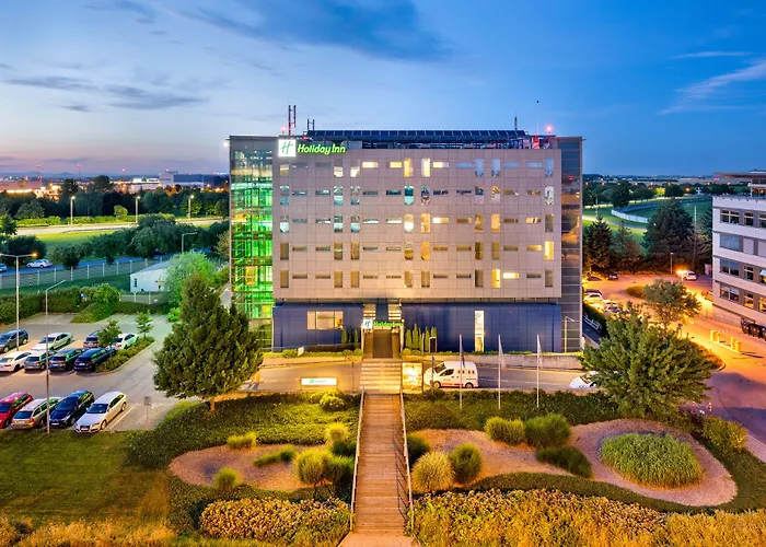 Luxury hotel only: Holiday Inn Prague Airport By Ihg