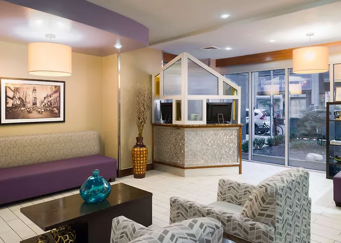 Hotel pres du College: Hampton Inn Madison Square Garden