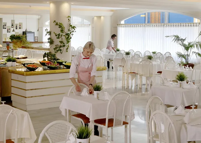 Resort: Augusta Club & Spa - Adults Only