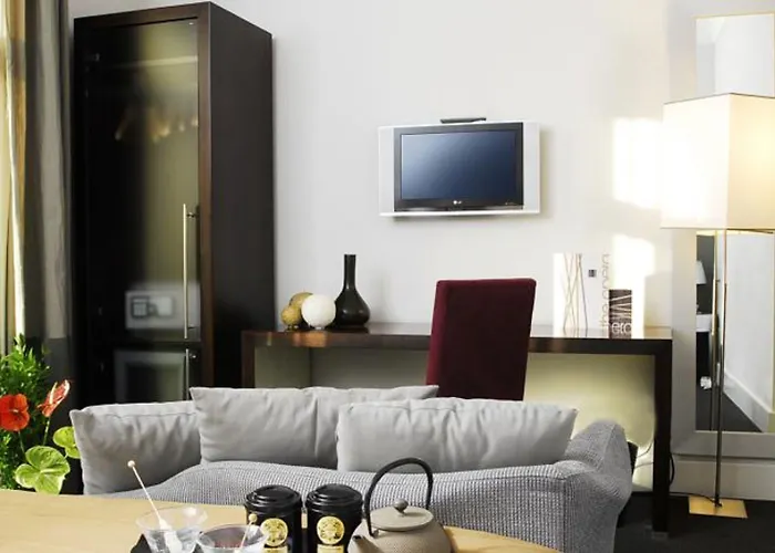 Hotel: The Opera Hotel