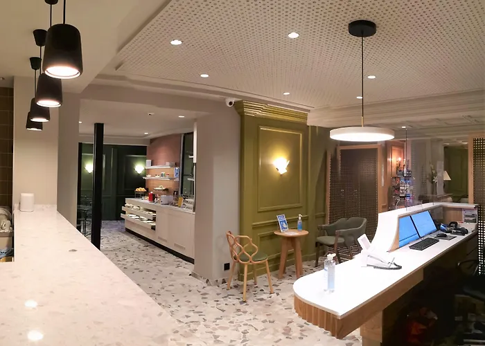 Hôtel 3 étoiles: Hôtel De La Paix