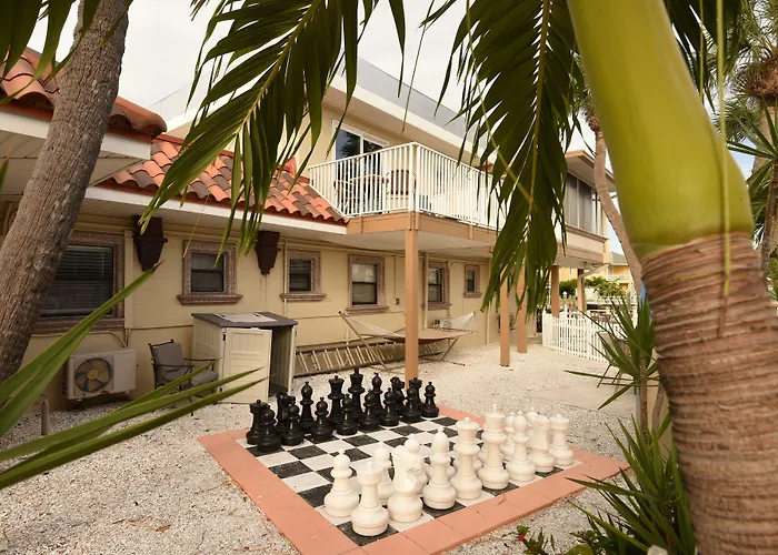 Bay Palms Waterfront Resort - And Marina