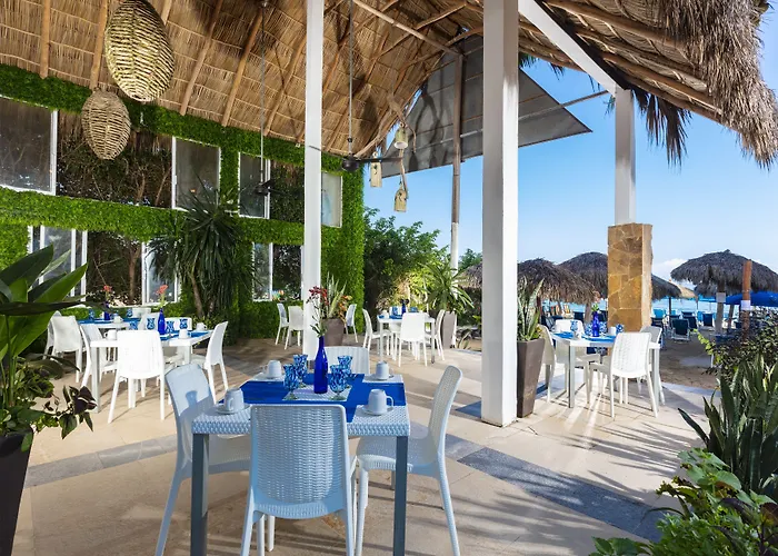 Blue Chairs Beachfront Resort Puerto Vallarta - Adults Only