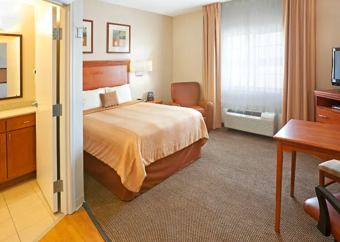 Golf hotel: Candlewood Suites Dallas Fort Worth South By Ihg