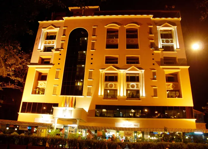 Cheap hotel: The International By Tunga