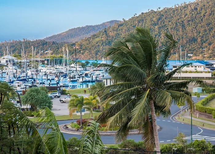 Boutique hotel only: At Waterfront Whitsunday Retreat - Adults Only