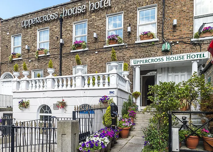 Uppercross House Hotel