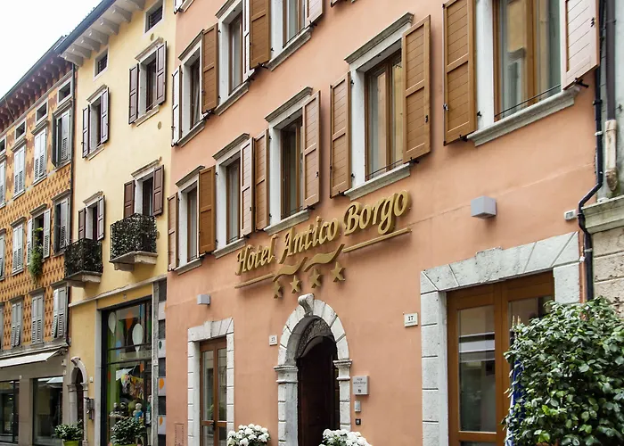 Albergo centrale: Hotel Antico Borgo