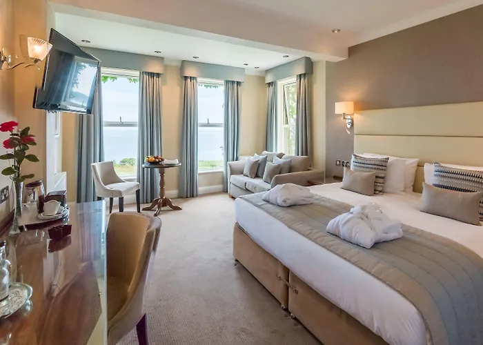 Carlyon Bay And Spa