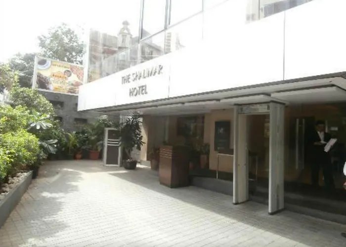 Resort: The Shalimar Hotel, Kemps Corner
