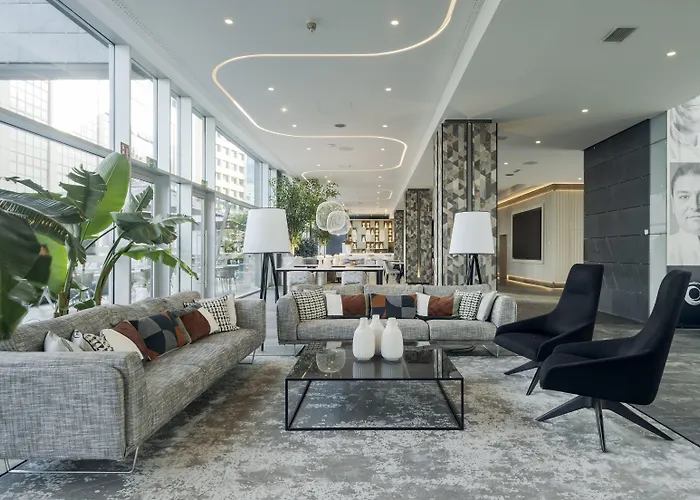 Hotel boutique: Ilunion Atrium