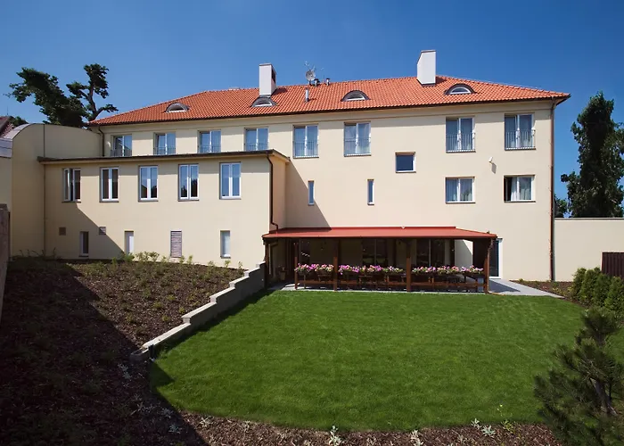 Hôtel de l'aéroport: Dolce Villa