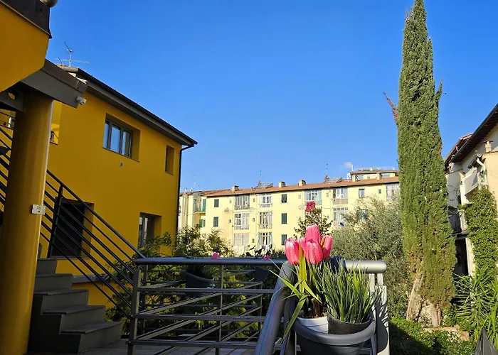 Lodge: Select Executive Residence