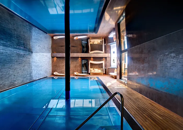 Ski hotel: Firefly Luxury Suites