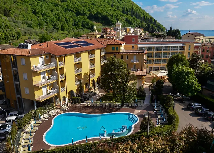 Strandhotel: Hotel Bisesti ***S