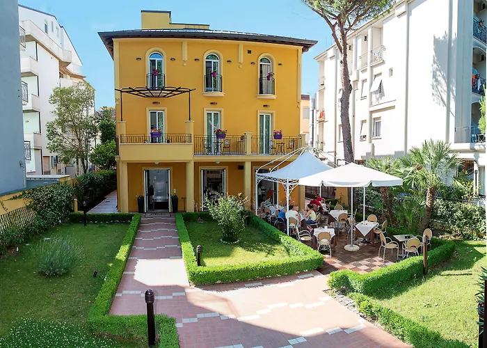 Hotel sulla spiaggia: Hotel Alibi