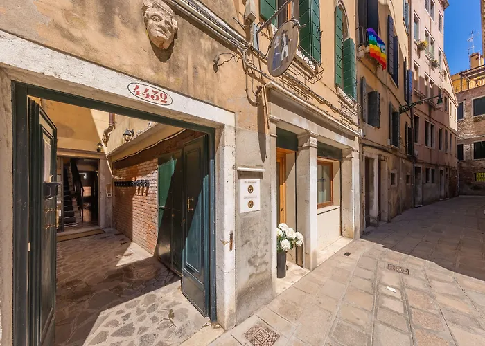 Hôtel bon marché: La Locandiera