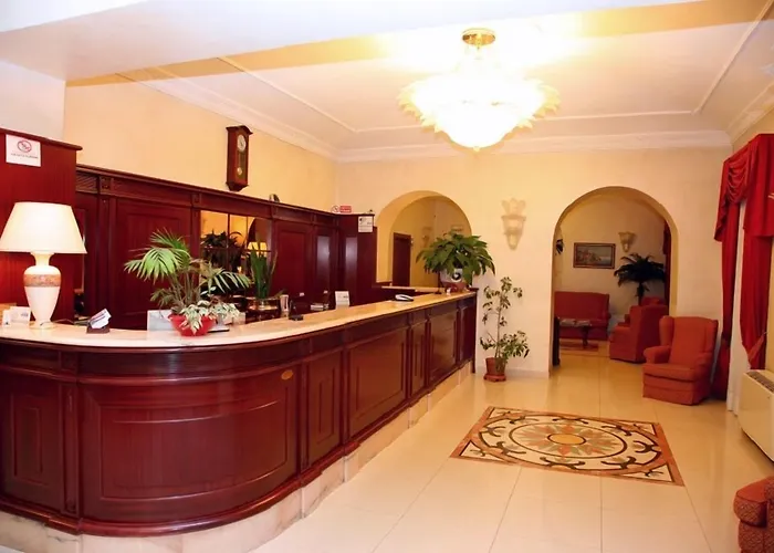 Hotel sulla spiaggia: Hotel Nizza