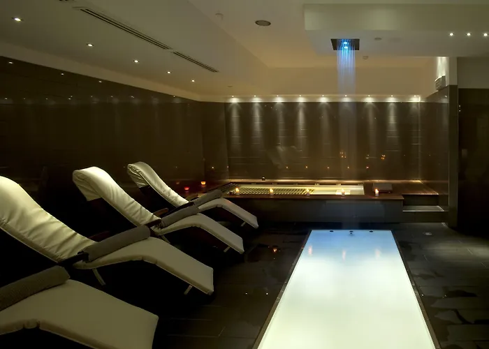Hotel Jacuzzi: Best Western Plus The Hub Hotel