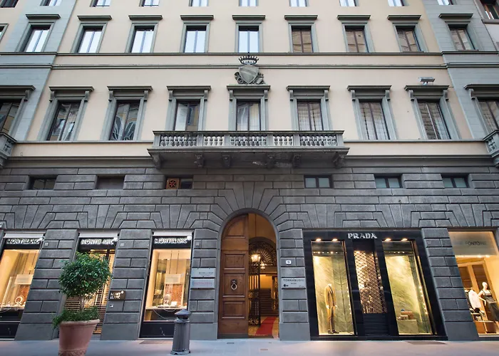 Apart hotel: Tornabuoni Suites Collection Residenza D'Epoca