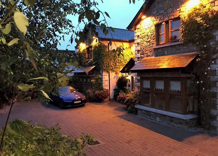 Avlon House Bed And Breakfast