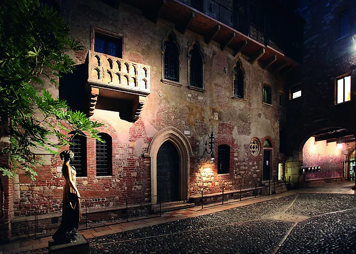 Hotel 5 estrelas: Relais Balcone Di Giulietta