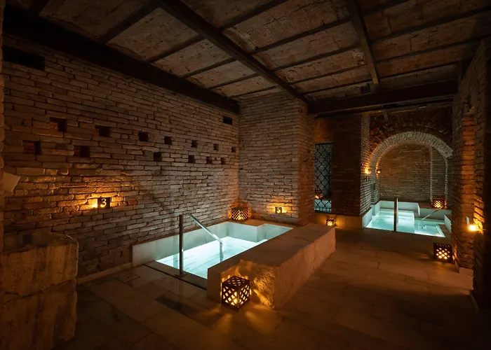 Azur Hotel & Spa