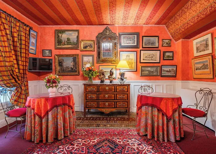 Villa: Hôtel De Nice