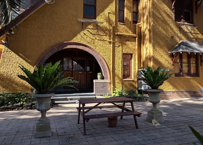 B&B only: Burwood Bed And Breakfast