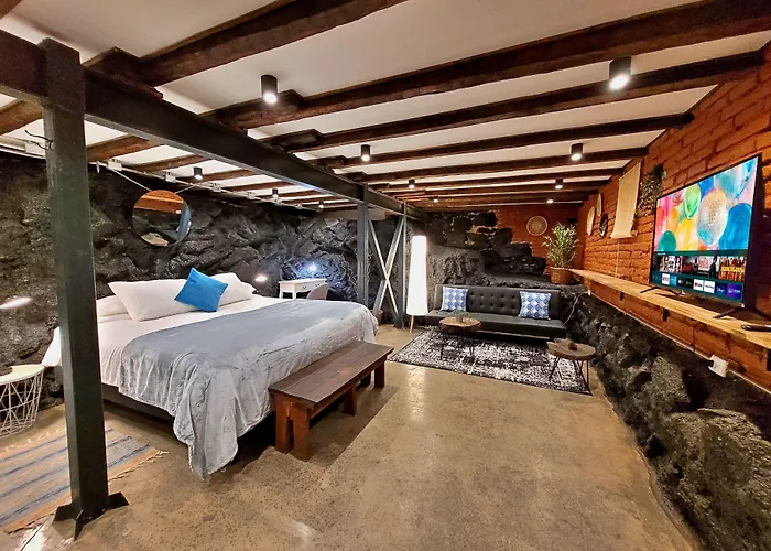 Maki Suites Ex Hotel Da Vinci