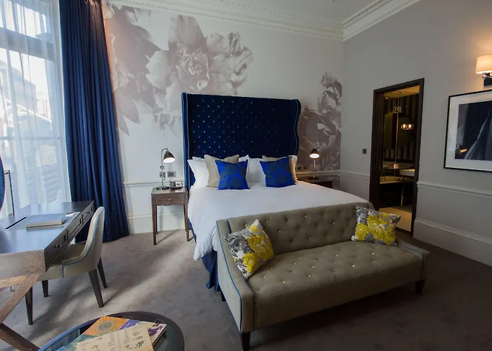 Hotel near College: The Ampersand Hotel - Small Luxury Hotels Of The World