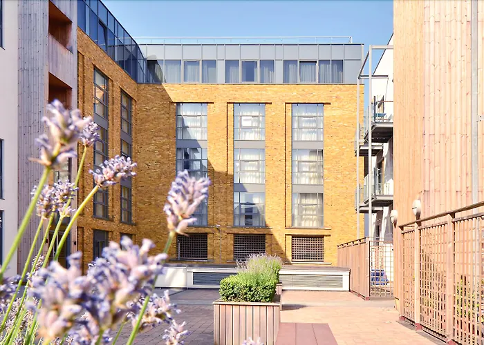 Apartment: Axiom Park Hotel