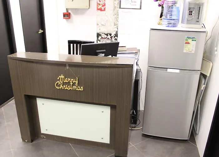 Cheap hotel: New Grand Guest House