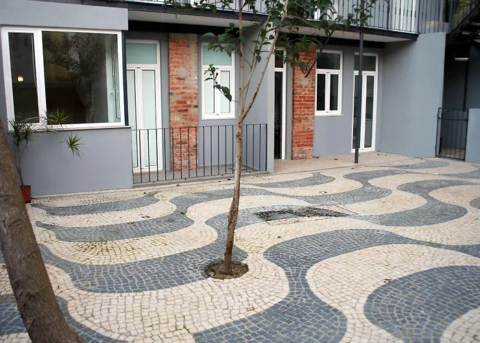 B&B: Lisbon Style
